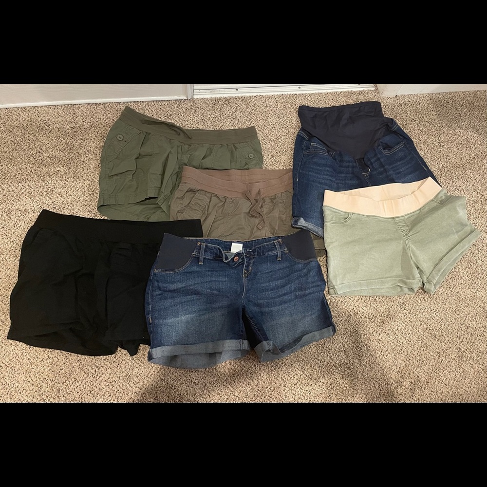 Maternity shorts